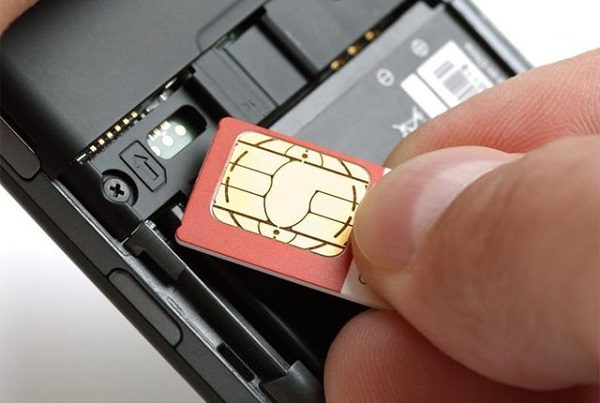 Cyber Criminals Used SIM Card To Dupe A Man Of Rs 13 Lakh. Check Out Their Master Plan - RVCJ Media