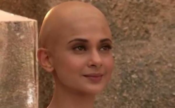 Jennifer Winget Goes Bald For TV Show "Beyhadh"! Did You Like Her New Avatar? - RVCJ Media