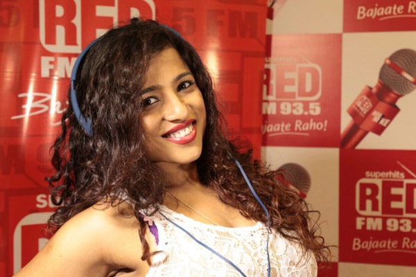 Yuva Sena Leaders Asked BMC Commissioner To File Rs 500 Crore Suit Against RJ Malishka - RVCJ Media