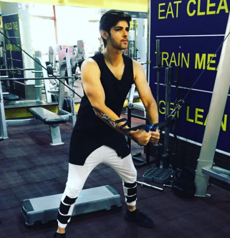 Rohan Mehra's Transformation From Chocolate Boy To Handsome Hunk Is Totally Worth An Applause - RVCJ Media