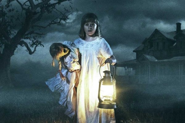 Girl Screams & Punches Herself After Watching Annabelle! This Scary Video Goes Viral - RVCJ Media