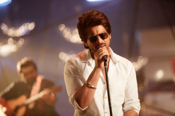 5 Reasons To Watch Jab Harry Met Sejal! Even Non-SRK Fans Will Book First Day First Show! - RVCJ Media