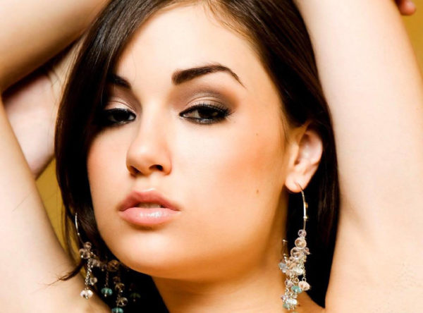 You'll Forget Mia Khalifa After Meeting Another Beautiful Lady From The Industry, Sasha Grey! - RVCJ Media