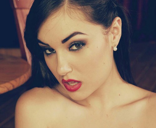 You'll Forget Mia Khalifa After Meeting Another Beautiful Lady From The Industry, Sasha Grey! - RVCJ Media