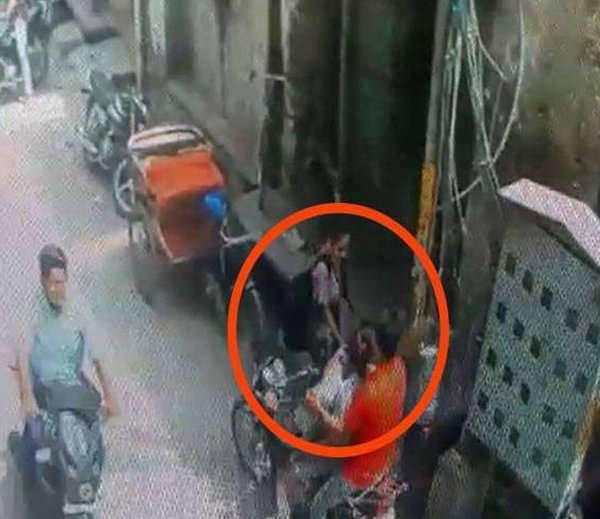 12-Yr Girl Harassed By Goons On Bikes On Her Way To School; Case Lodged After Video Went Viral - RVCJ Media