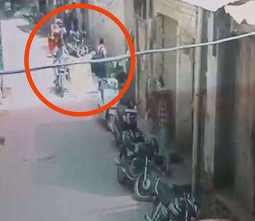 12-Yr Girl Harassed By Goons On Bikes On Her Way To School; Case Lodged After Video Went Viral - RVCJ Media