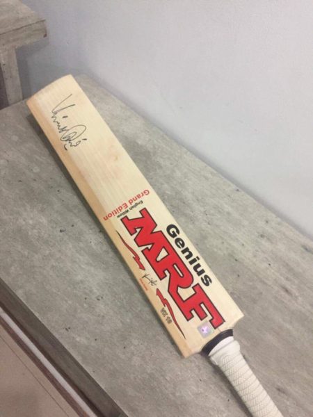 Virat Kohli Gifts A Signed Bat To Shahid Afridi's Foundation, Their Twitter Chat Is Heartwarming - RVCJ Media