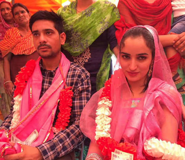 Indian Boy Marries Afghan Girl In A Wedding Which Cost Just 11 Rupees - RVCJ Media