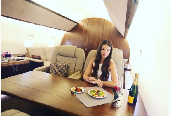 Can’t Afford A Private Jet? This Company Gives Them On Rent For Lavish Instagram Posts - RVCJ Media