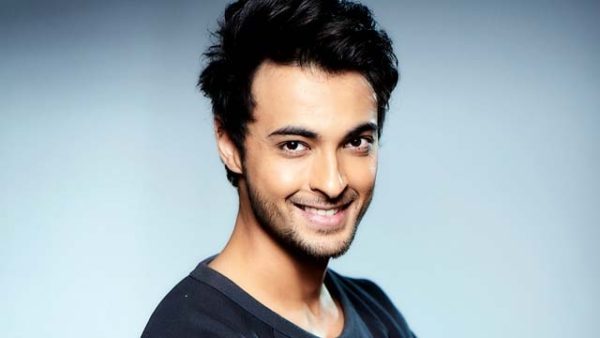 Salman Khan's Brother In-Law-Aayush Sharma All Set To Make His Bollywood Debut. Celebs Are Happy. - RVCJ Media