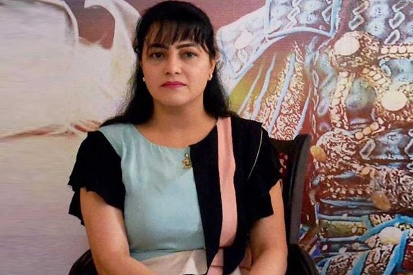 Honeypreet Struggled In Her First Night At Prison, Spent It Sleepless And Skipped Dinner - RVCJ Media