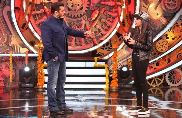 Salman Says Bigg Boss 11 Is His Last Season As A Host & This Contestant Is Behind His Declaration - RVCJ Media