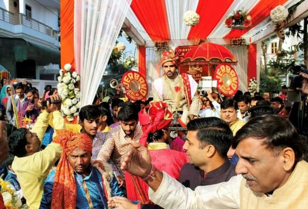 Bhuvneshwar Kumar Gets Married To His Long Time Friend Nupur Nagar. Wedding Pics Are Lovely - RVCJ Media