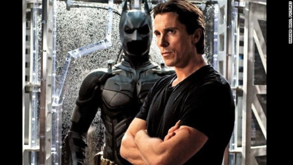 Batman Christian Bale's Magical Transformation Is Going Viral. He's Unrecognizable - RVCJ Media