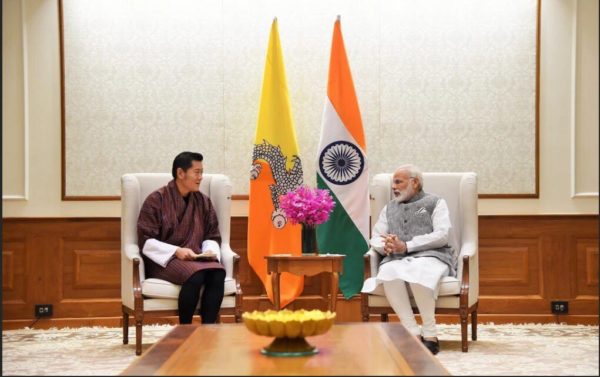 Modi Bends And Says Namaskaar In Front Of Little Prince Of Bhutan. This is What He Gifted Him - RVCJ Media