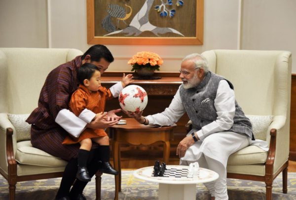 Modi Bends And Says Namaskaar In Front Of Little Prince Of Bhutan. This is What He Gifted Him - RVCJ Media