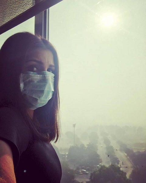 Smog Situation In Delhi Got Worse. Even Celebrities Are Reacting On Social Media Sites - RVCJ Media