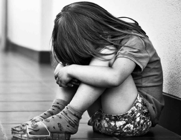 Neighbor Called 4 Yr Girl Home For Chocolates. Then, He Brutally Raped & Injured Her - RVCJ Media