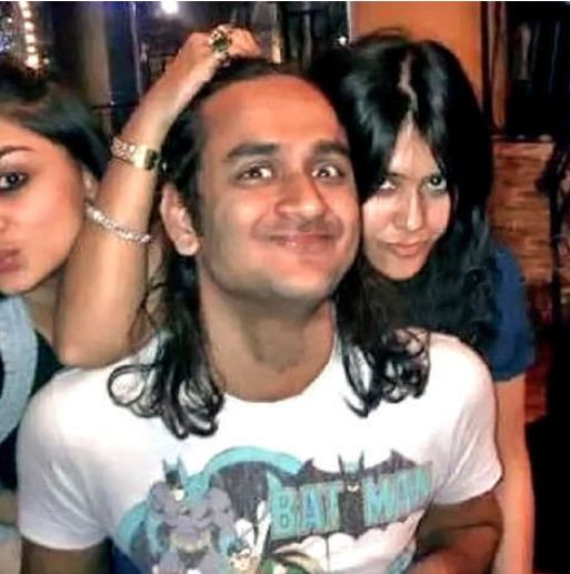 Vikas Gupta Had Waist Length Hair Before. He Looks Unrecognizable In Old Pics - RVCJ Media