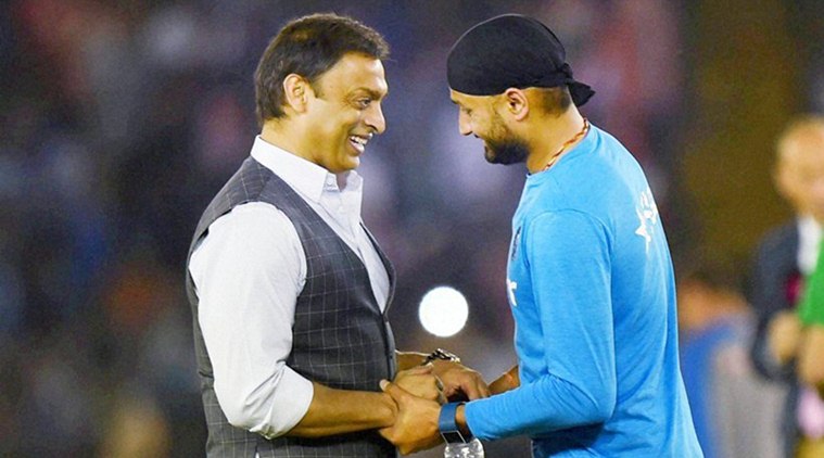 Harbhajan Singh Joins Yuvraj Singh. Trolls Shoaib Akhtar Badly On Twitter - RVCJ Media