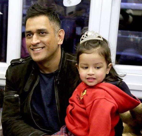 MS Dhoni Had A New Hair Cut & Looks Very Stylish. We Loved It - RVCJ Media