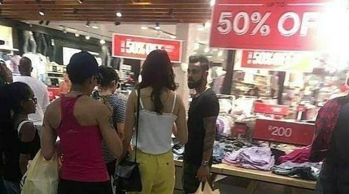 Virat & Anushka Spotted Shopping At A 50% Sale. Get Trolled by Twitterati - RVCJ Media