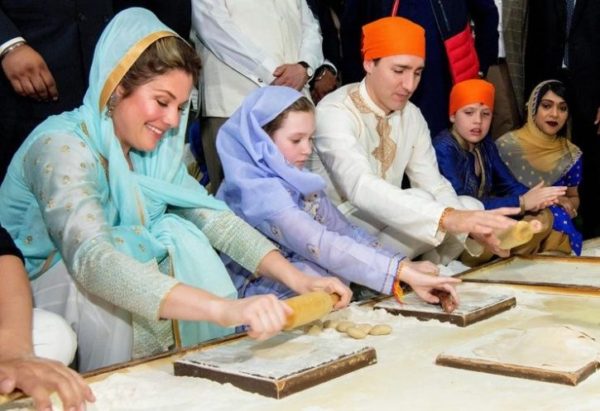 Justin Trudeau Wears Sherwani & Does Bhangra. Gets Trolled By Canadians Very Badly - RVCJ Media