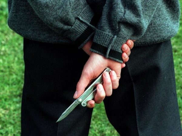 16 YO Student Stabs Headmaster With Knife. He Had To Be Taken To Emergency Immediately - RVCJ Media