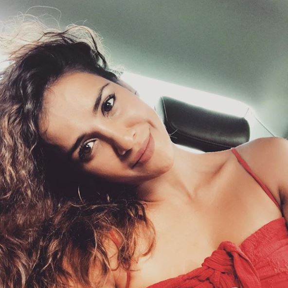 10 Photos Of Aisha Sharma That Will Make You Forget Priya Prakash. She Is All Set For Bollywood - RVCJ Media