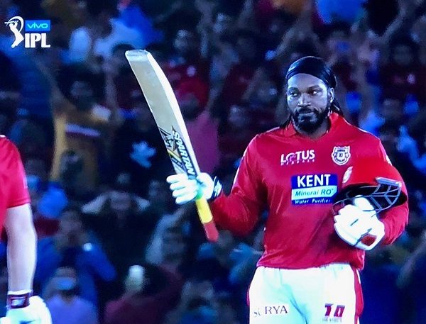 After Chris Gayle’s 1st Century In IPL, Sehwag Trolled Haters Who Mocked Him & KXIP For Buying Him - RVCJ Media