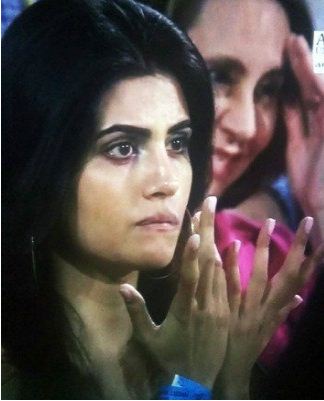 Who's This Mystery Girl From MI vs CSK Match? Her Identity Is Revealed - RVCJ Media