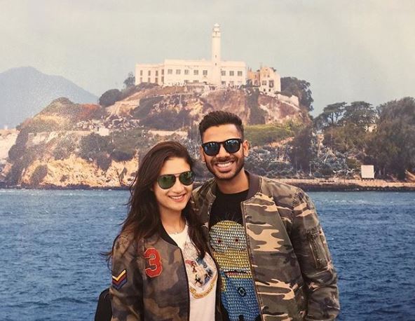 Manoj Tiwary And His Wife Make A Stunning Pair And These Pictures Are Proof - RVCJ Media