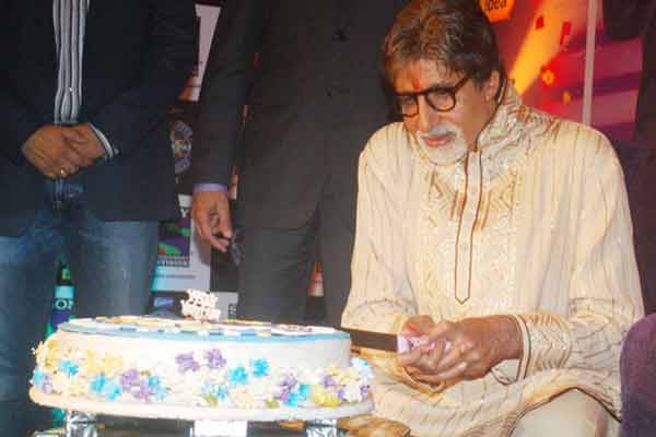 Big B Tweeted We Are Still Slaves Of English People. Twitter Trolled Him Left & Right - RVCJ Media