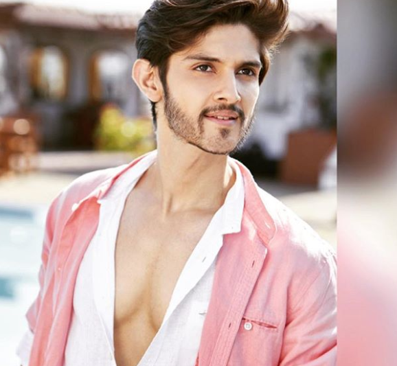 Remember Chocolaty Boy & Ex BB Contestant Rohan Mehra? He's Transformed Into A Muscular Man Now - RVCJ Media