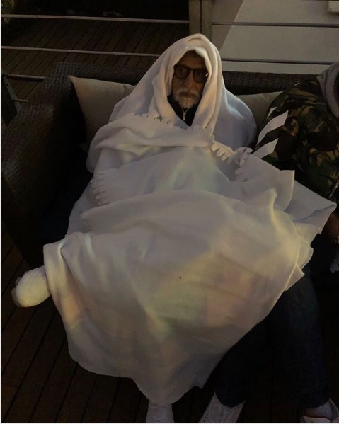 Big B Shared Pic Of Himself Wrapped In White Cloth. People Trolled & Compared Him With Funny Things - RVCJ Media