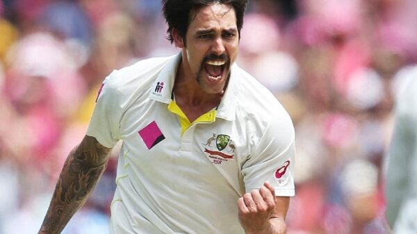 Australian Bowler Mitchelle Johnson Takes A Dig At Virat Kohli. Twitterati Trolls Him Back - RVCJ Media