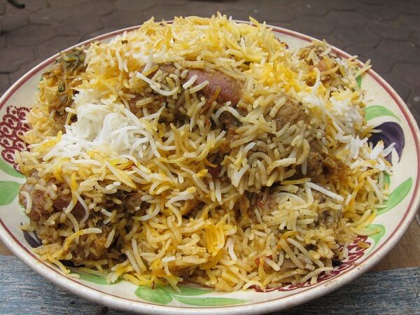 After Nutella Biryani, Someone Made Angoori Rosgolla Biryani & Netizens Lost It - RVCJ Media