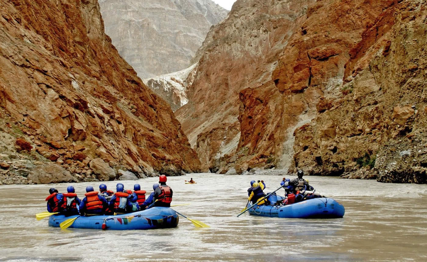 8 Best Places for River Rafting in India