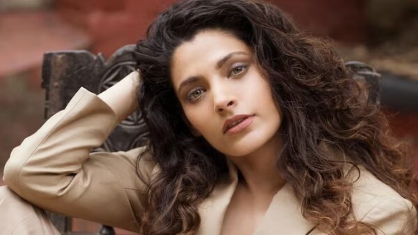 Saiyami Kher Cried When She Got Amitabh Bachchan’s Handwritten Letter, Abhishek Reacts - RVCJ Media