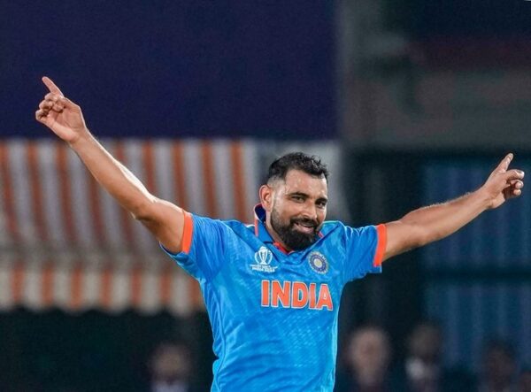 Virat Kohli Blowing Kisses To Shami After He Took A Wicket Is Literally Every Cricket Fan - RVCJ Media