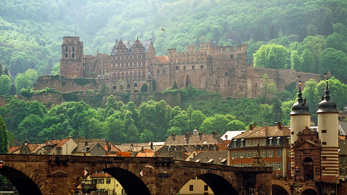 9 Enchanting Castles in Germany to Fulfill Your Fairy Tale Dreams