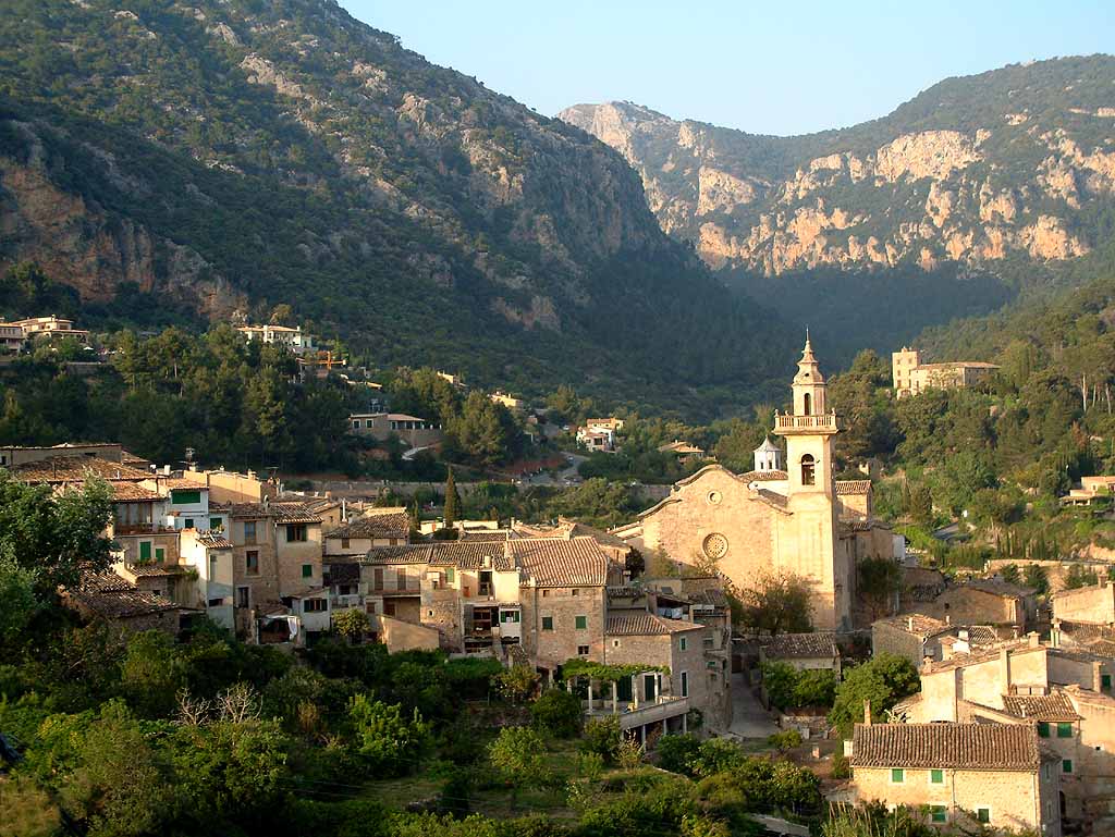 10 Charming Villages in Spain For a Quaint Getaway