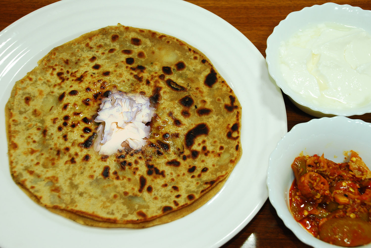 A Food Lover's Guide: 7 Delectable Dishes to Try in Delhi