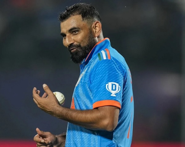 Mohammed Shami’s Video Of Saving Man Whose Car Met An Accident Goes Viral For All The Right Reasons - RVCJ Media