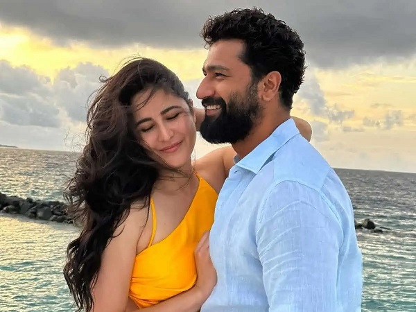 Vicky Kaushal Has An Interesting & Hilarious Reaction To Wife Katrina Kaif’s Towel Fight Scene - RVCJ Media