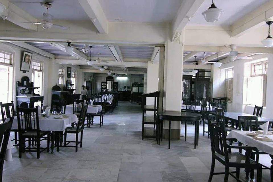 Exploring Bombay's Charm: 15 Irani Cafes In Mumbai You Must Visit