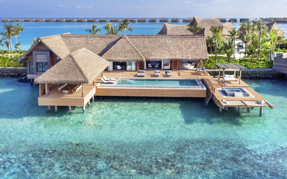 10 Most Luxurious Water Villas In Maldives