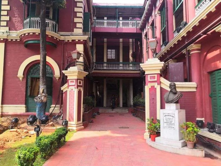 Exploring the Cultural Riches of Kolkata: 8 Must-See Museums in Kolkata