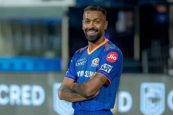 MS Dhoni’s Fans Celebrate Longevity Of Mahi In CSK As MI Replaces Rohit Sharma With Hardik Pandya - RVCJ Media