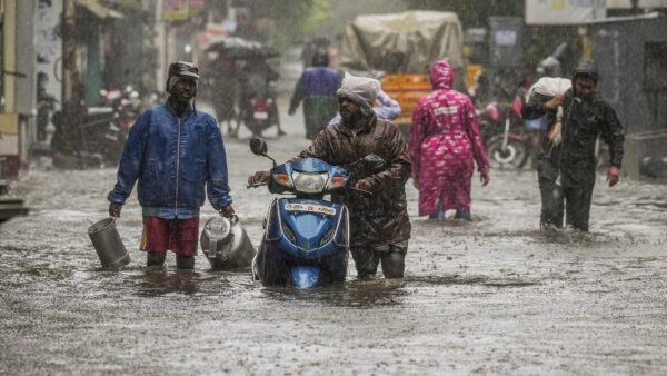 R Ashwin Concerned Due To No Power For Over 30 Hours As Cyclone Michaung Hits Chennai - RVCJ Media